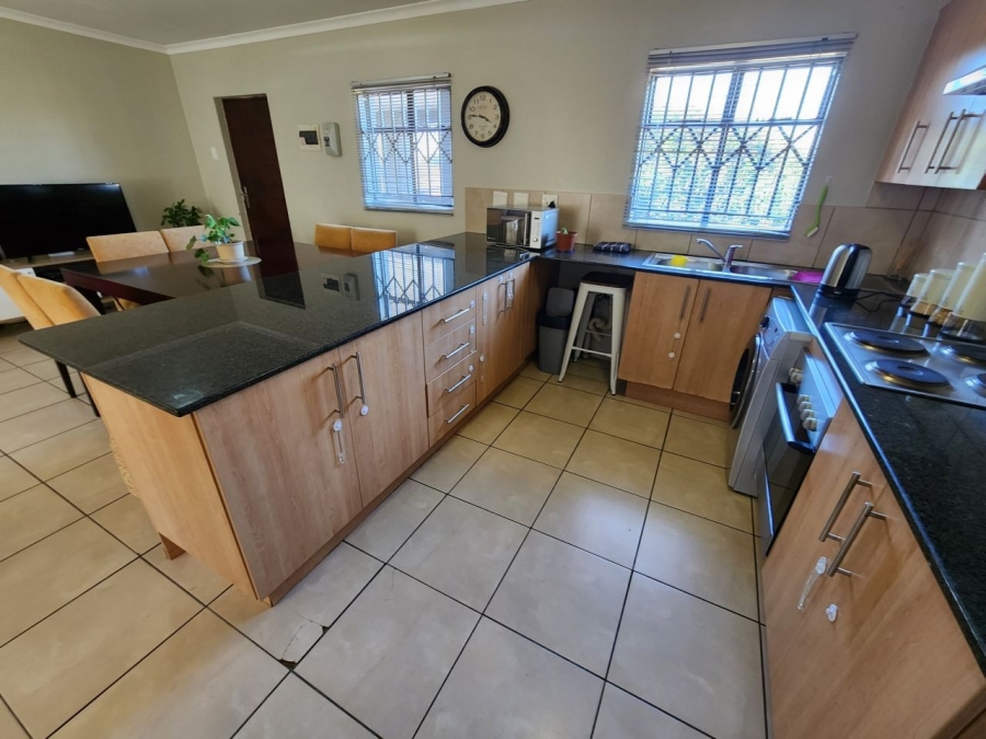 2 Bedroom Property for Sale in Ravenswood Gauteng