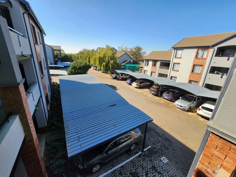 2 Bedroom Property for Sale in Ravenswood Gauteng