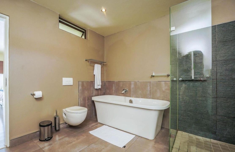 To Let 2 Bedroom Property for Rent in Sandown Gauteng