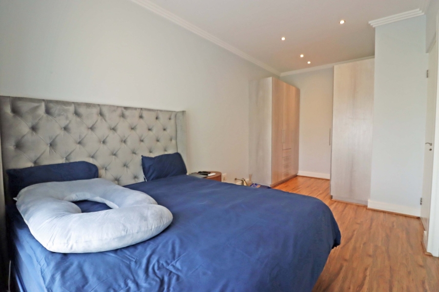 3 Bedroom Property for Sale in Bryanston Gauteng