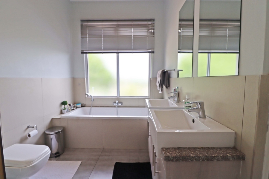 3 Bedroom Property for Sale in Bryanston Gauteng