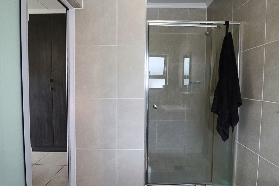 1 Bedroom Property for Sale in Bryanston Gauteng