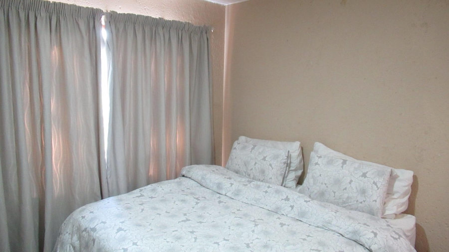 2 Bedroom Property for Sale in Bromhof Gauteng