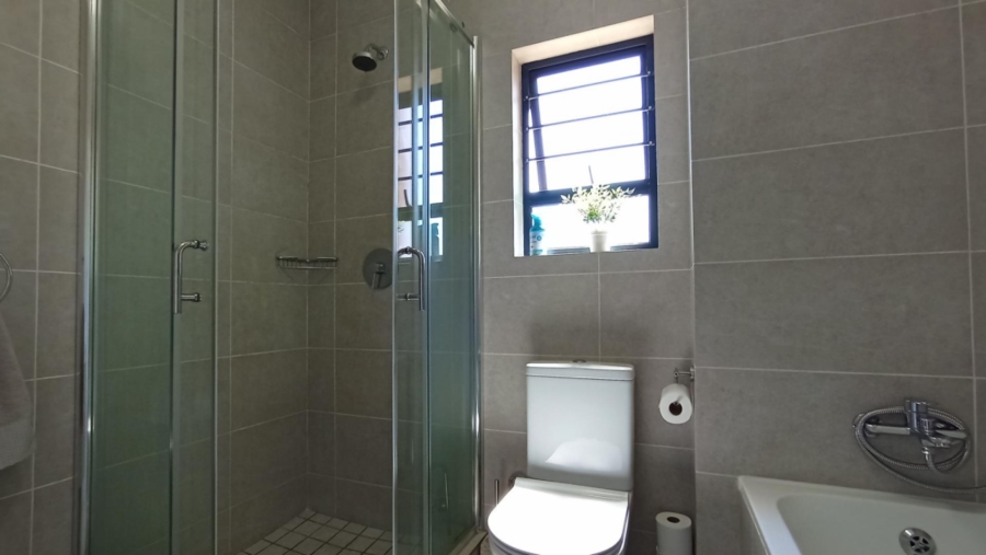 2 Bedroom Property for Sale in Northgate Gauteng