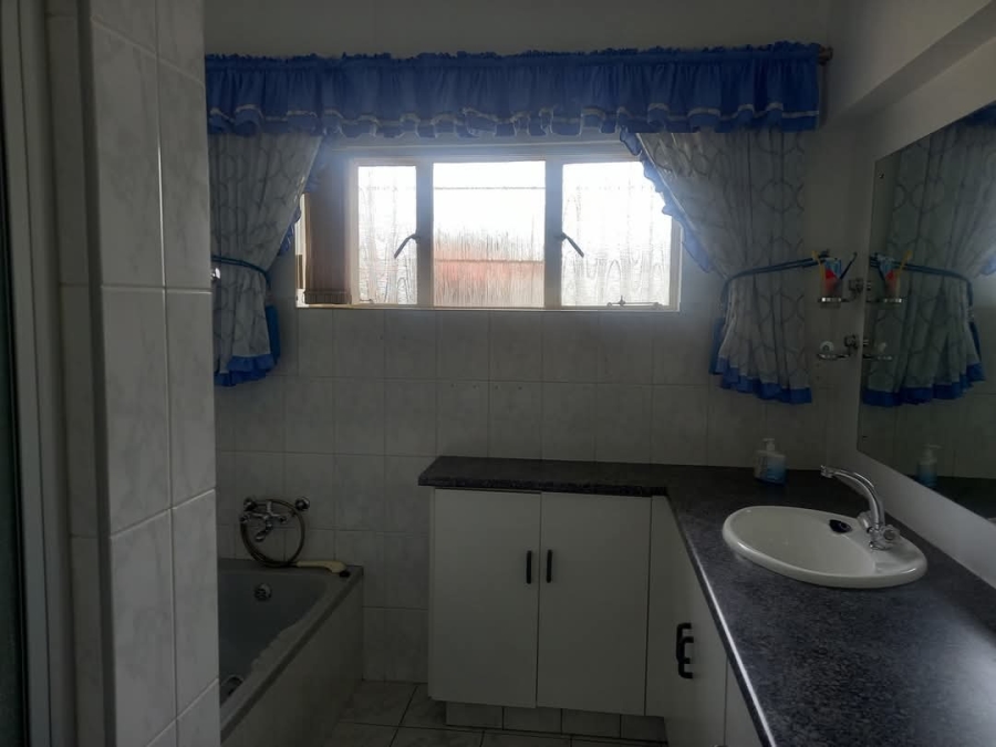 3 Bedroom Property for Sale in Dalview Gauteng