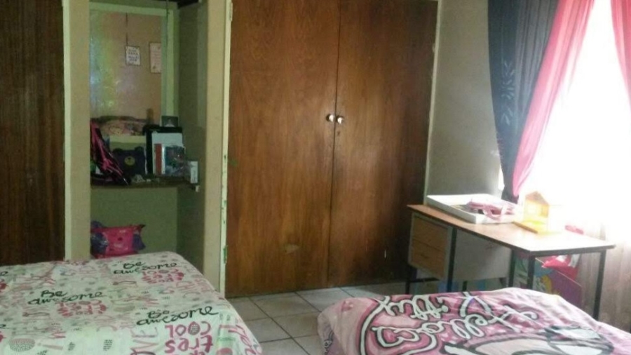 4 Bedroom Property for Sale in Zuurfontein Gauteng