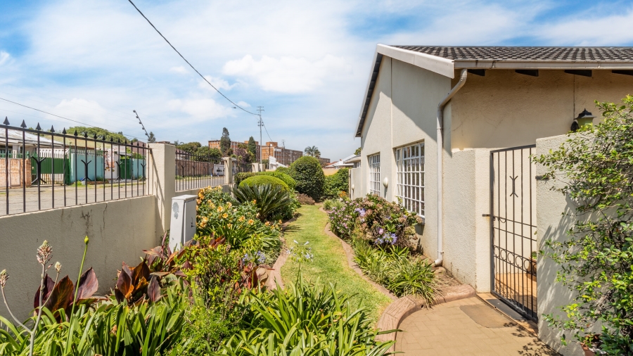 3 Bedroom Property for Sale in The Hill Gauteng
