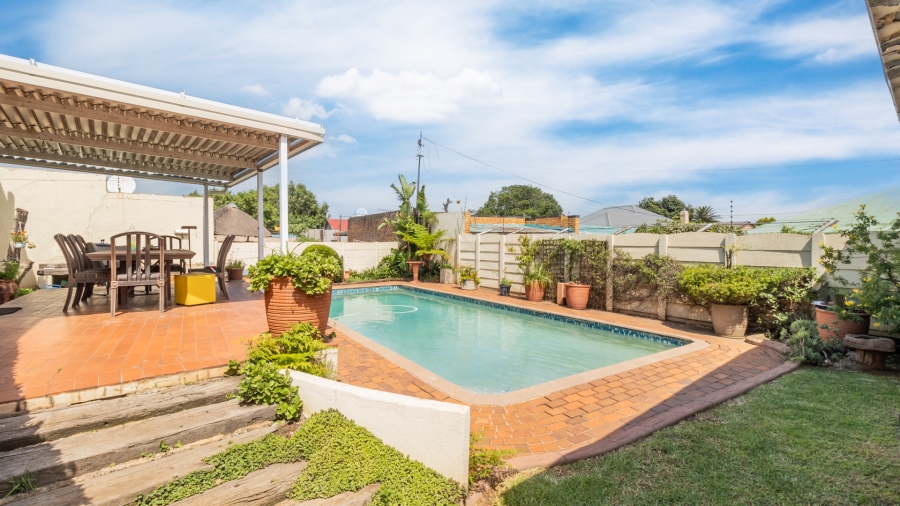 3 Bedroom Property for Sale in The Hill Gauteng