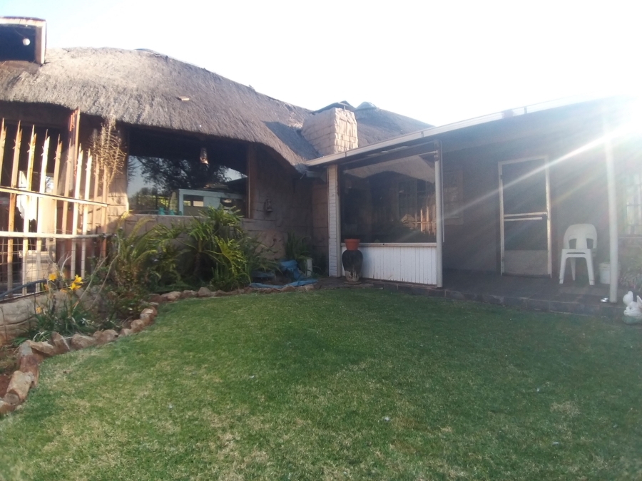 4 Bedroom Property for Sale in Daggafontein Gauteng