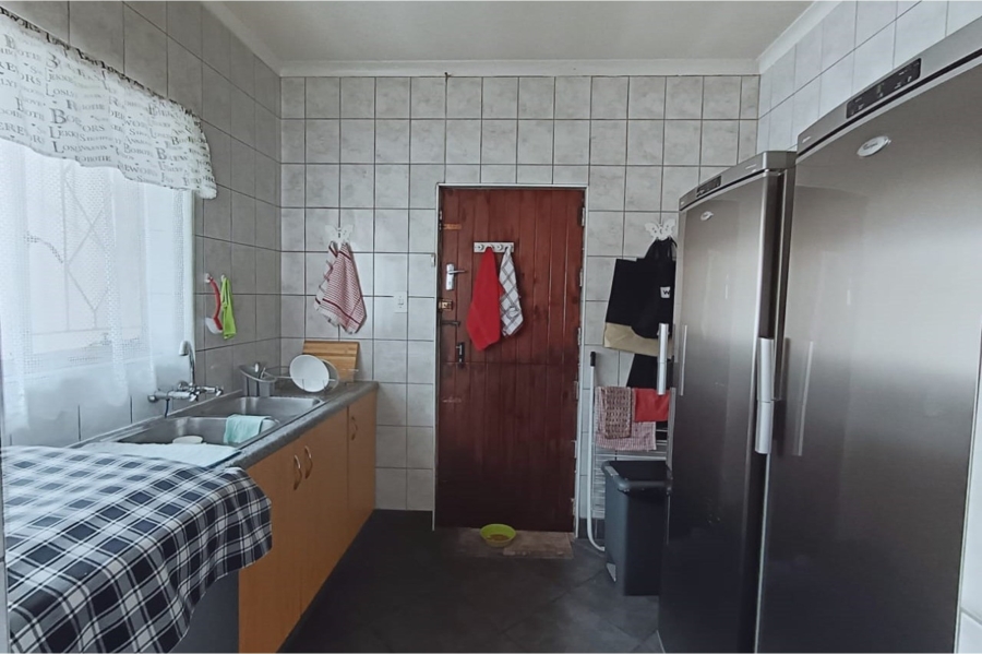 3 Bedroom Property for Sale in Flora Gardens Gauteng