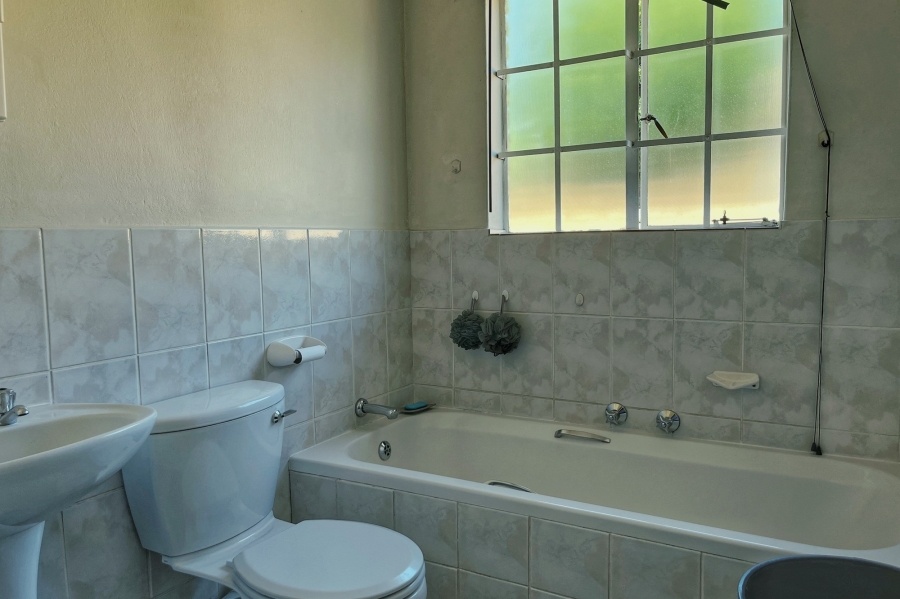 3 Bedroom Property for Sale in Weltevreden Park Gauteng