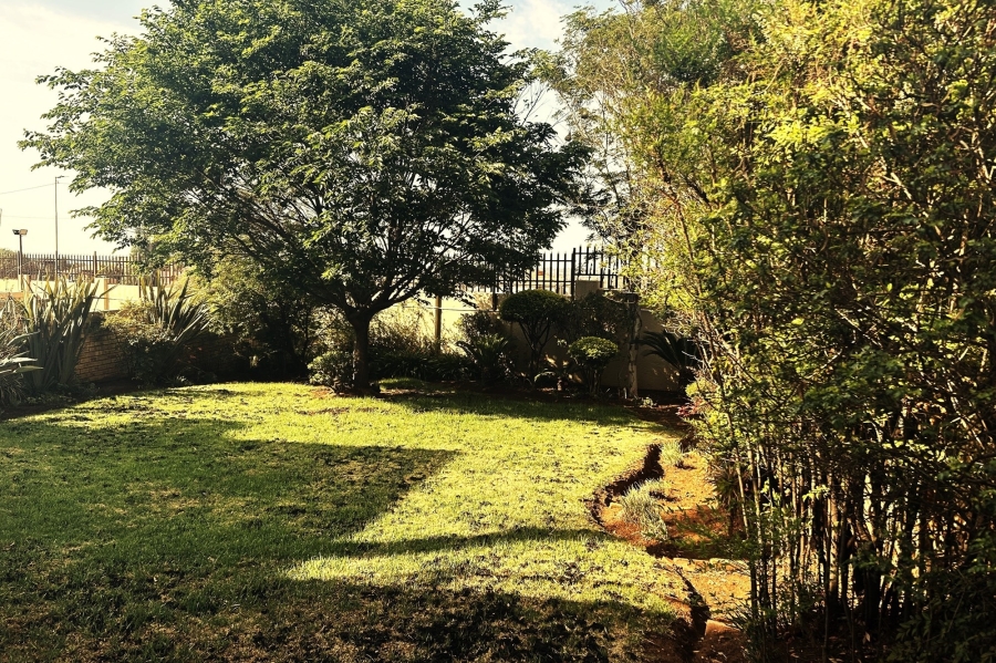 3 Bedroom Property for Sale in Amorosa Gauteng