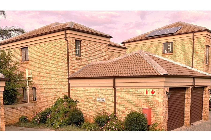 3 Bedroom Property for Sale in Amorosa Gauteng