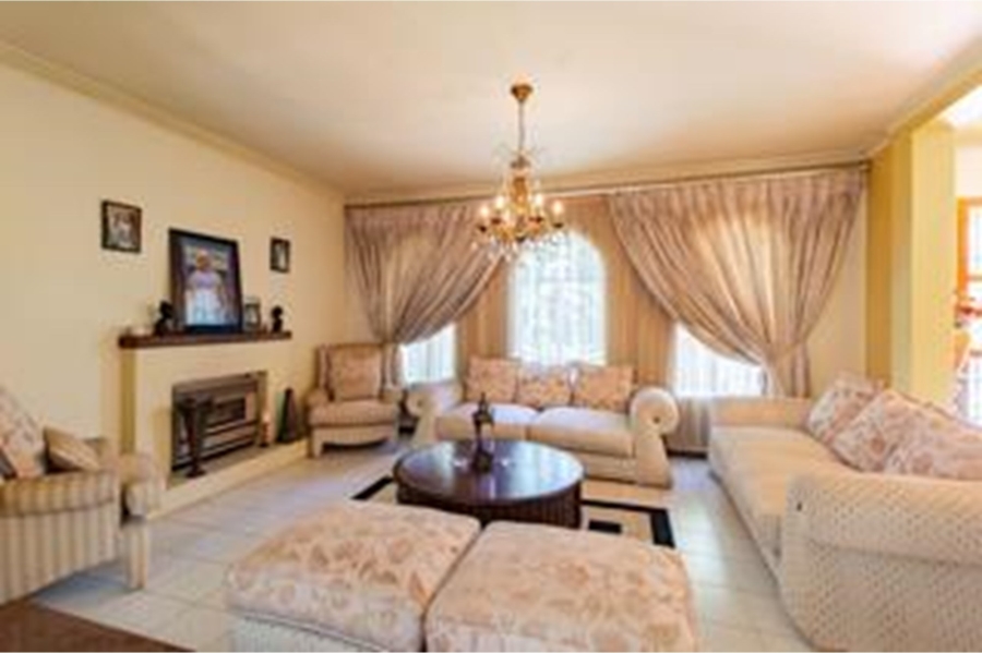 5 Bedroom Property for Sale in Bedfordview Gauteng