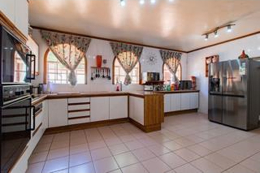 5 Bedroom Property for Sale in Bedfordview Gauteng