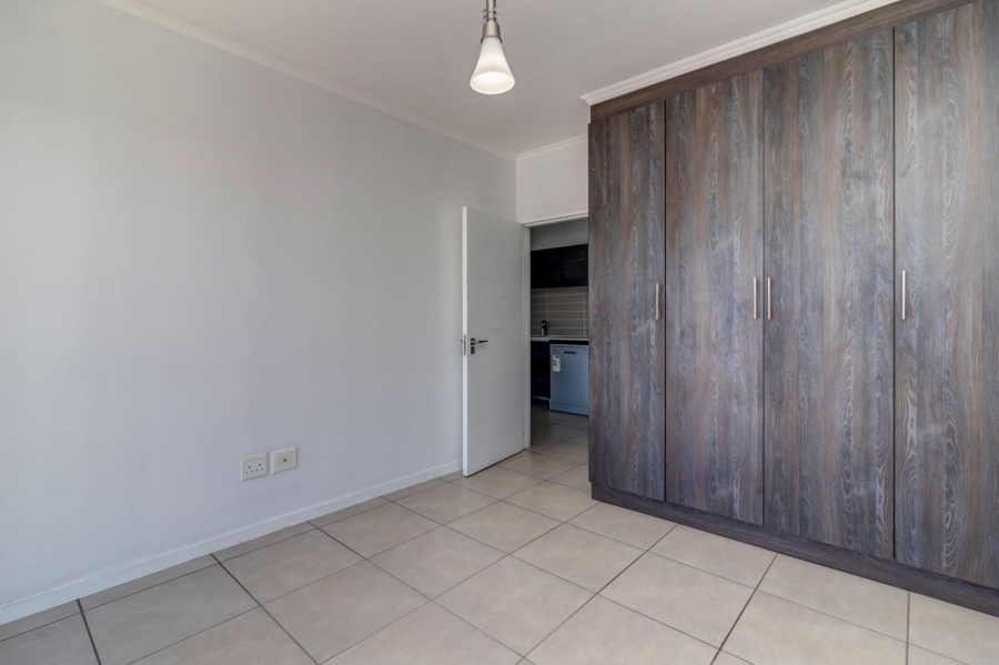 1 Bedroom Property for Sale in Olivedale Gauteng