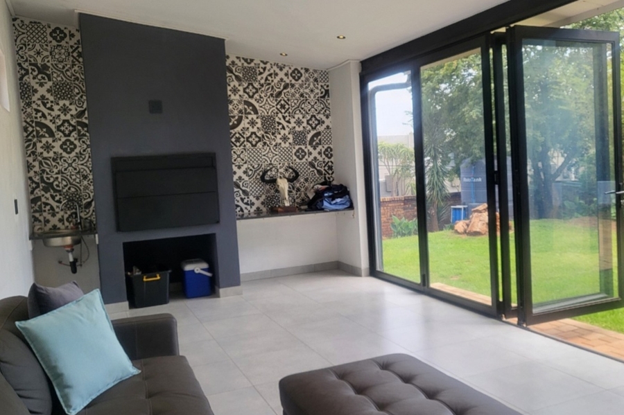 3 Bedroom Property for Sale in Bedfordview Gauteng