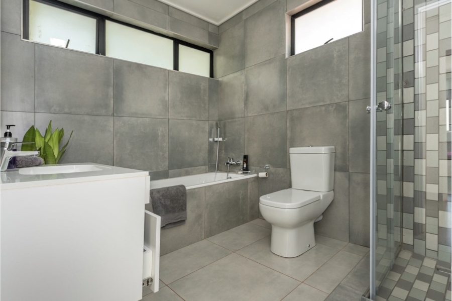 3 Bedroom Property for Sale in Bedfordview Gauteng