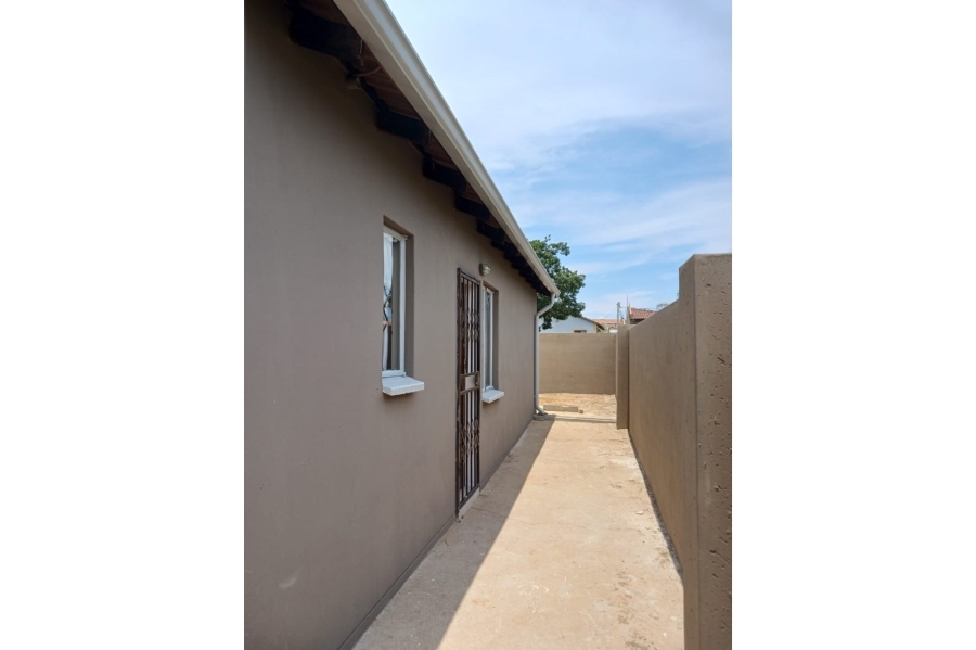 3 Bedroom Property for Sale in Windmill Park Gauteng