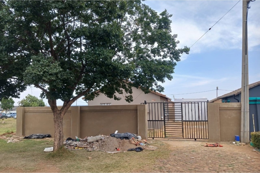 3 Bedroom Property for Sale in Windmill Park Gauteng