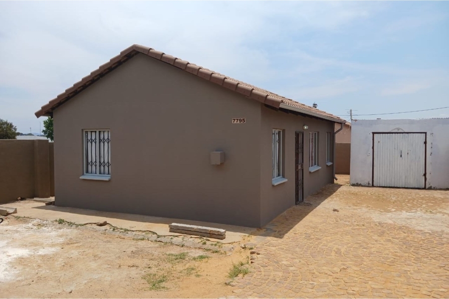 3 Bedroom Property for Sale in Windmill Park Gauteng