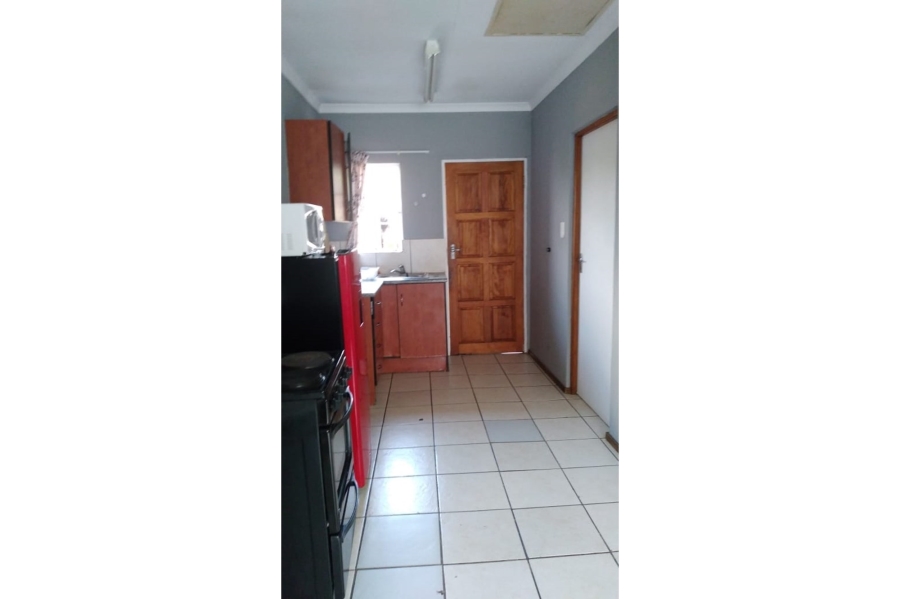 1 Bedroom Property for Sale in Lotus Gardens Gauteng