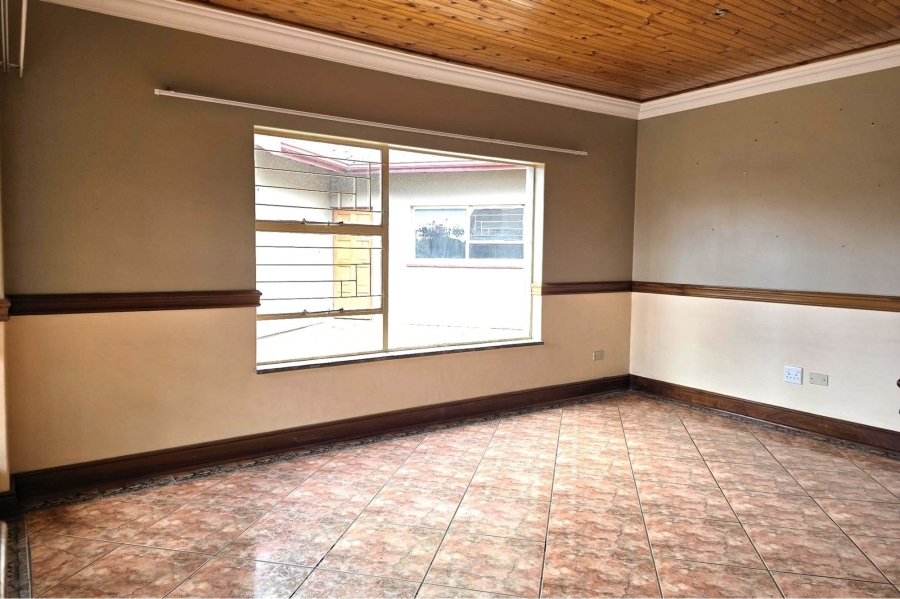 3 Bedroom Property for Sale in Glen Marais Gauteng