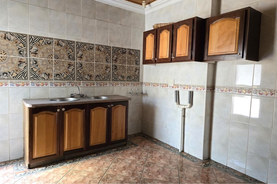 3 Bedroom Property for Sale in Glen Marais Gauteng