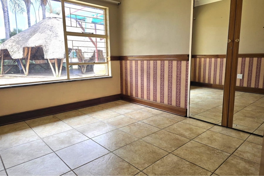 3 Bedroom Property for Sale in Glen Marais Gauteng