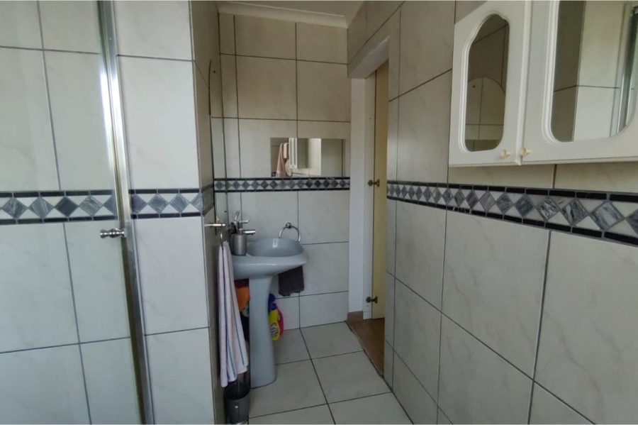 3 Bedroom Property for Sale in Ridgeway Gauteng