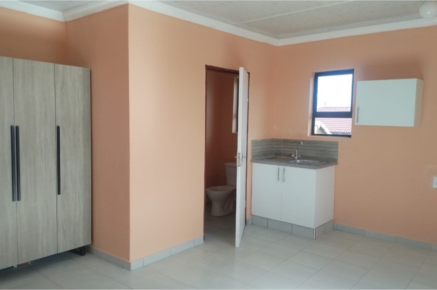 To Let 1 Bedroom Property for Rent in Protea Glen Gauteng