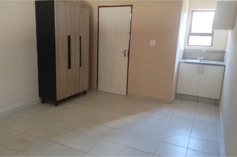 To Let 1 Bedroom Property for Rent in Protea Glen Gauteng