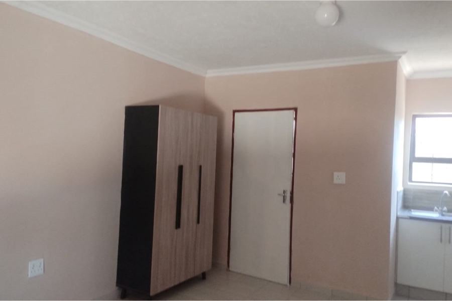 To Let 1 Bedroom Property for Rent in Protea Glen Gauteng