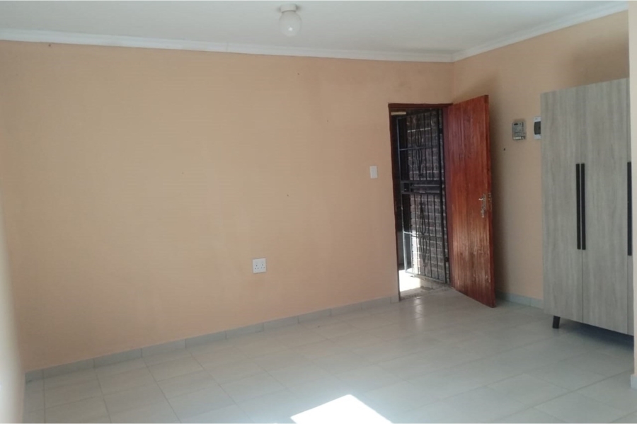 To Let 1 Bedroom Property for Rent in Protea Glen Gauteng