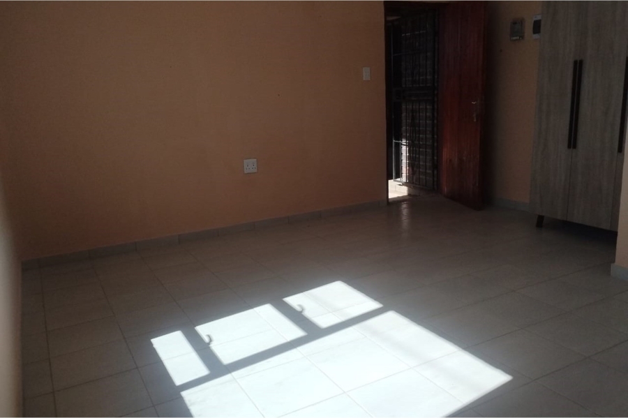 To Let 1 Bedroom Property for Rent in Protea Glen Gauteng