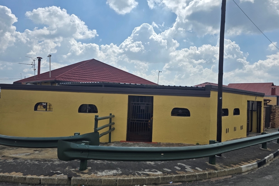 3 Bedroom Property for Sale in Coronationville Gauteng