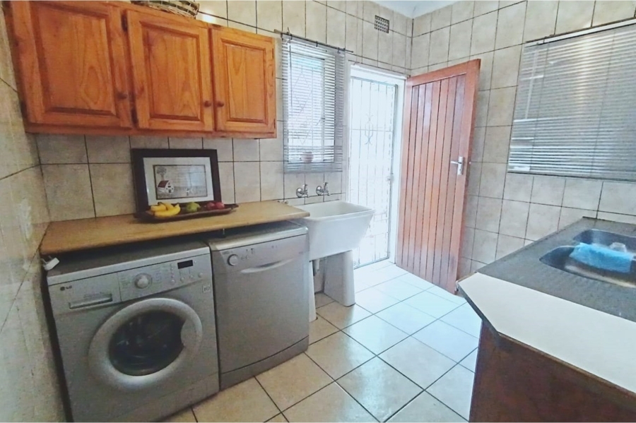 3 Bedroom Property for Sale in Vanderbijlpark SE 6 Gauteng