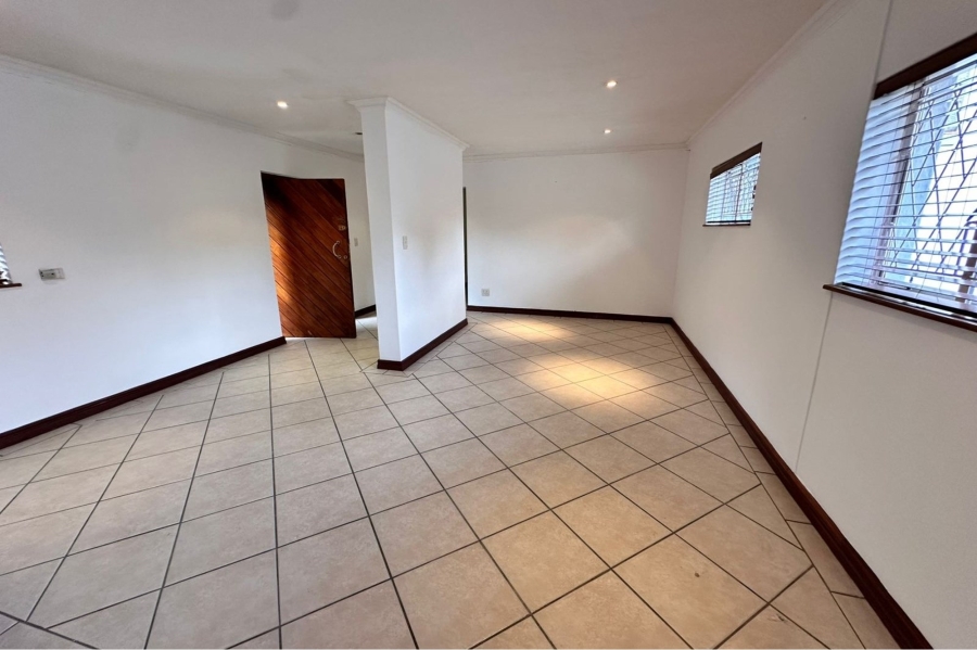 To Let 4 Bedroom Property for Rent in Bryanston Gauteng