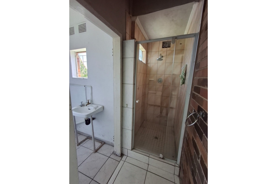 4 Bedroom Property for Sale in Vanderbijlpark Cw 6 Gauteng