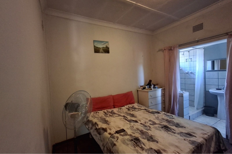 4 Bedroom Property for Sale in Vanderbijlpark Cw 6 Gauteng