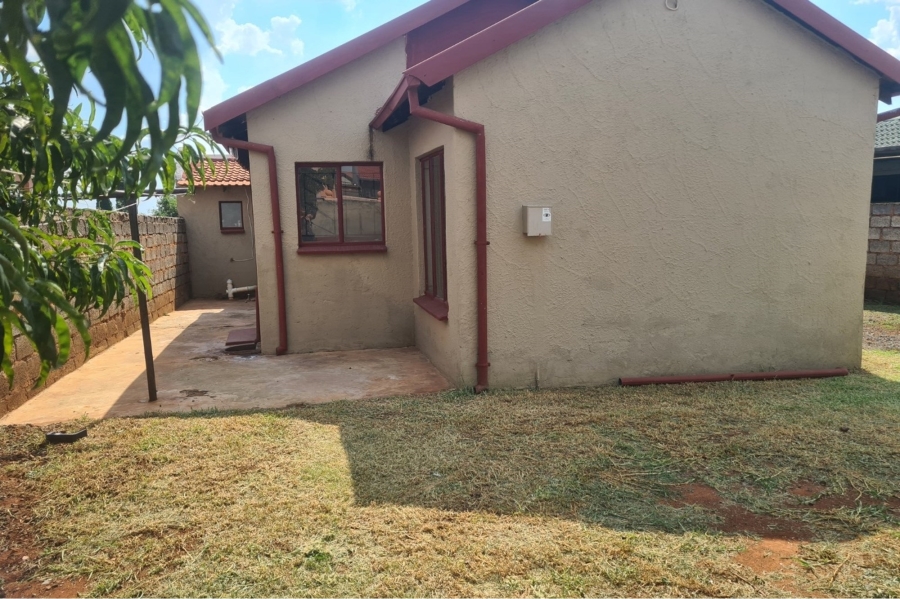 3 Bedroom Property for Sale in Dawn Park Gauteng