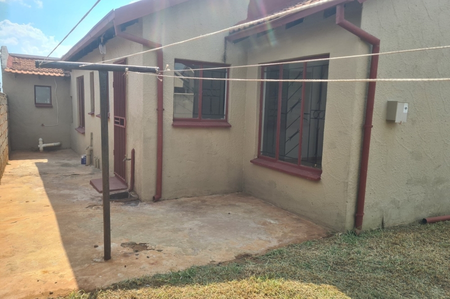 3 Bedroom Property for Sale in Dawn Park Gauteng