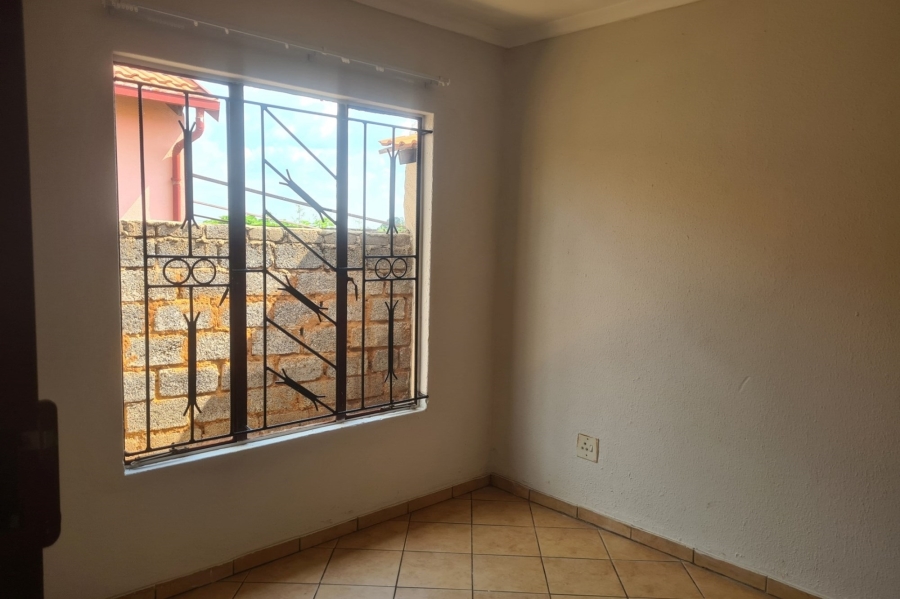 3 Bedroom Property for Sale in Dawn Park Gauteng