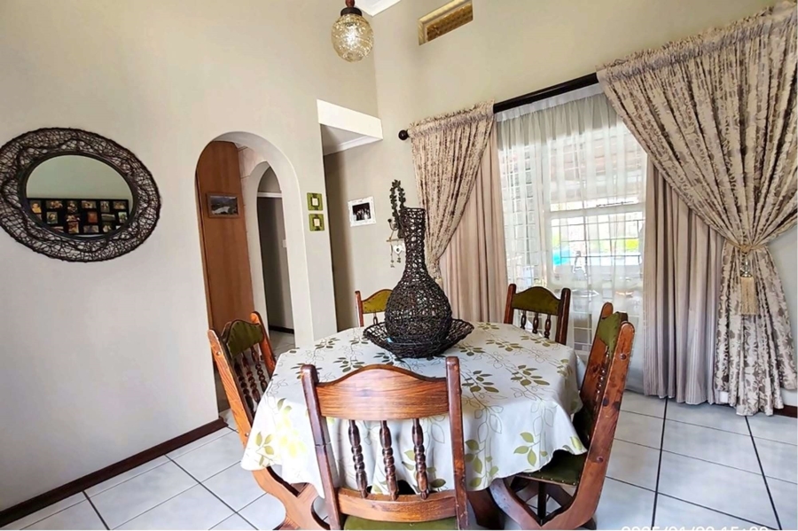 3 Bedroom Property for Sale in Falcon Ridge Gauteng