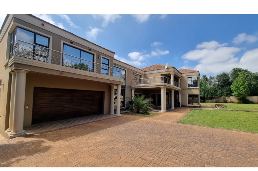 8 Bedroom Property for Sale in Dunnottar Gauteng