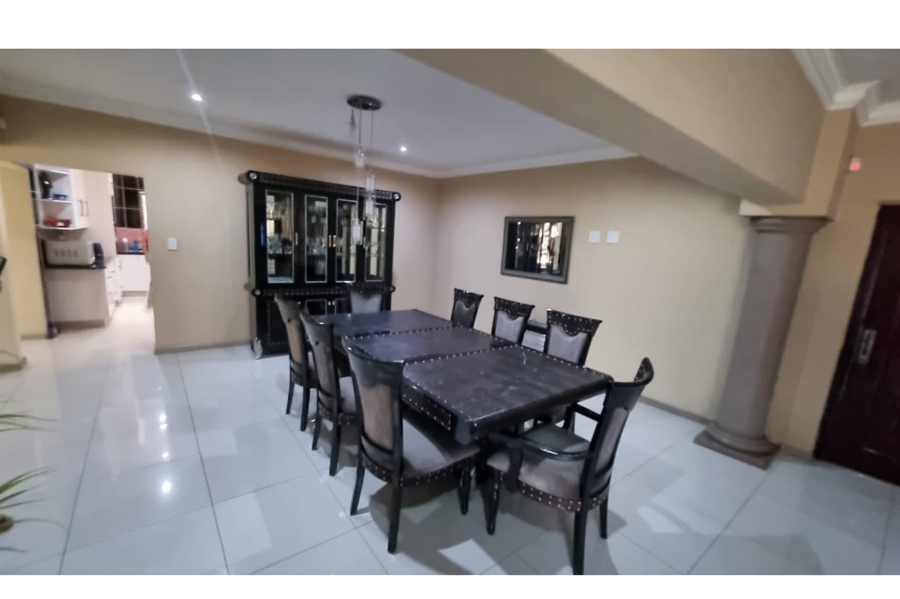 8 Bedroom Property for Sale in Dunnottar Gauteng