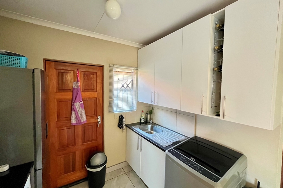 2 Bedroom Property for Sale in Buhle Park Gauteng