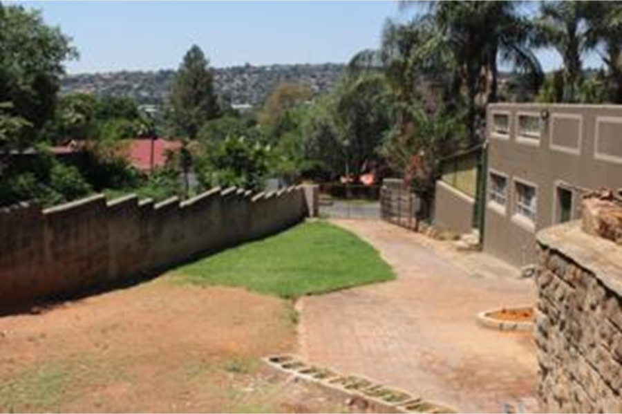 4 Bedroom Property for Sale in Roodekrans Gauteng