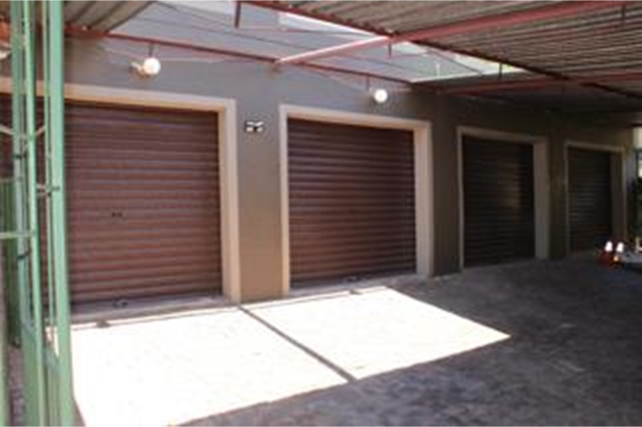 4 Bedroom Property for Sale in Roodekrans Gauteng