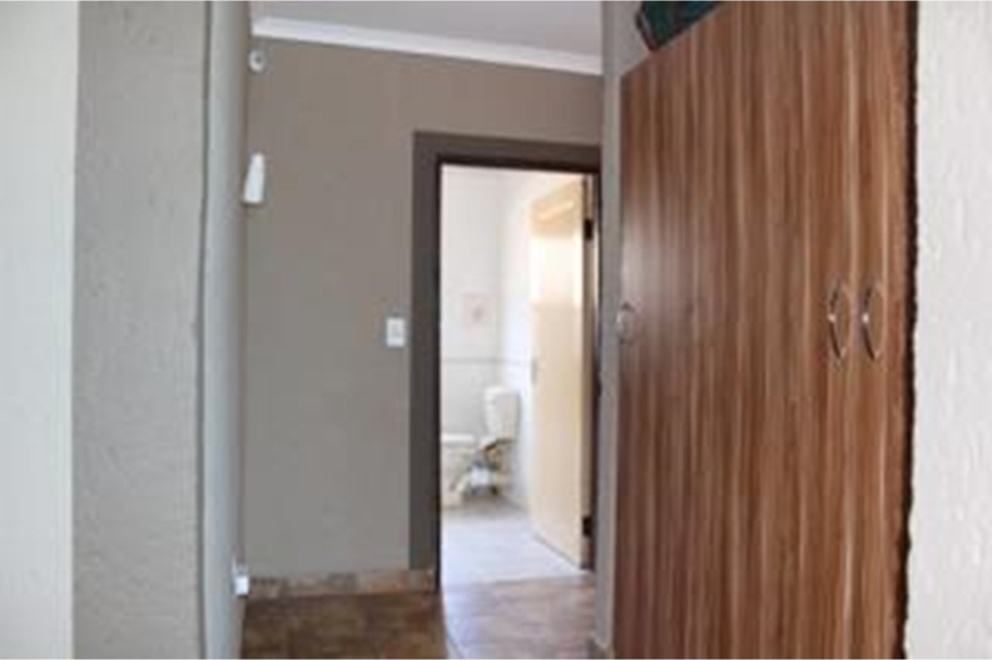 4 Bedroom Property for Sale in Roodekrans Gauteng